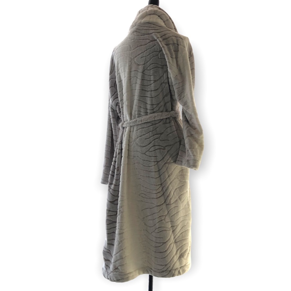 Anne Klein Bathrobe - Picture 2 of 7